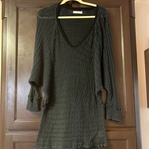 We the Free dark Gray sweater size L